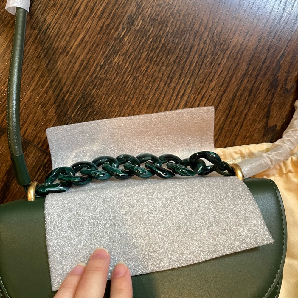 Brand New crossbody bag - Picture 3 of 7